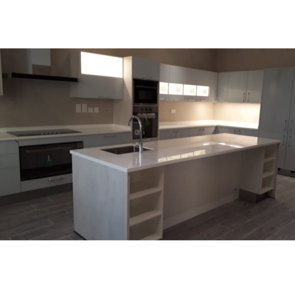 U Shape Quartz Stone Modern Kitchen Cabinets Price